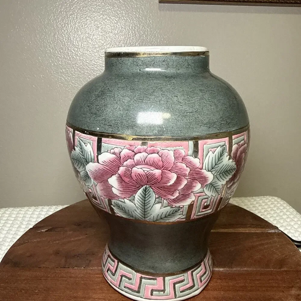 Vintage Chinese Famille Rose Porcelain Vase Peony Celadon 8.5” Hand Painted